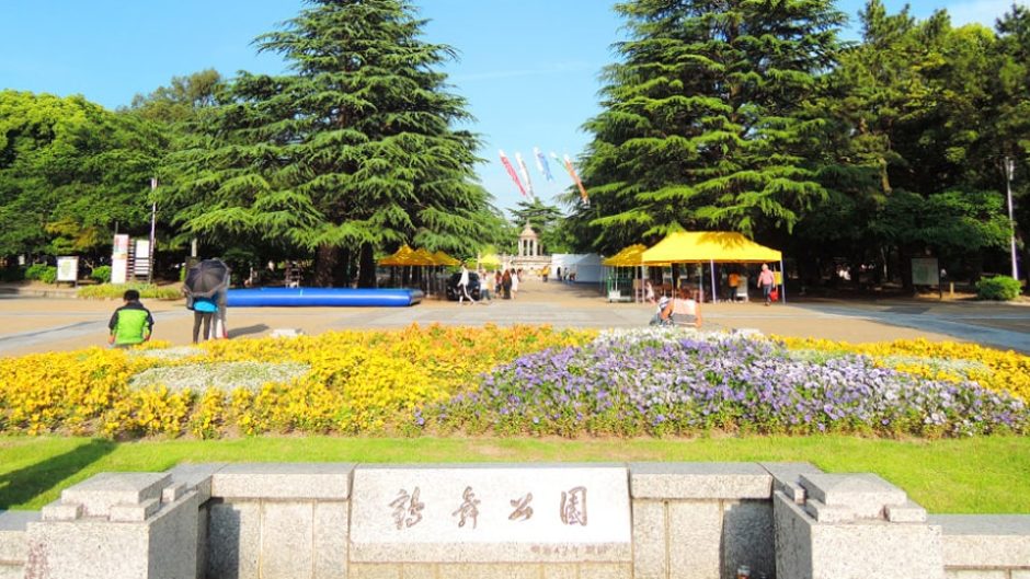100年以上の歴史を持つ、名古屋市民の憩いの場「鶴舞公園」