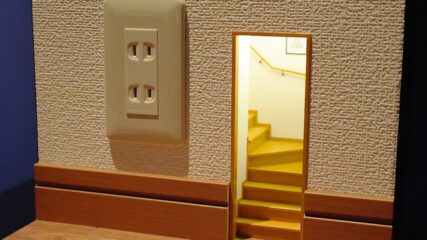 「Mozu アートワーク -ちいさなひみつのせかい-」名古屋で開催中