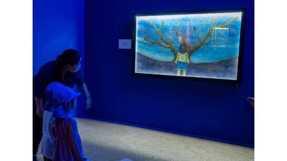 旅する光の切り絵展